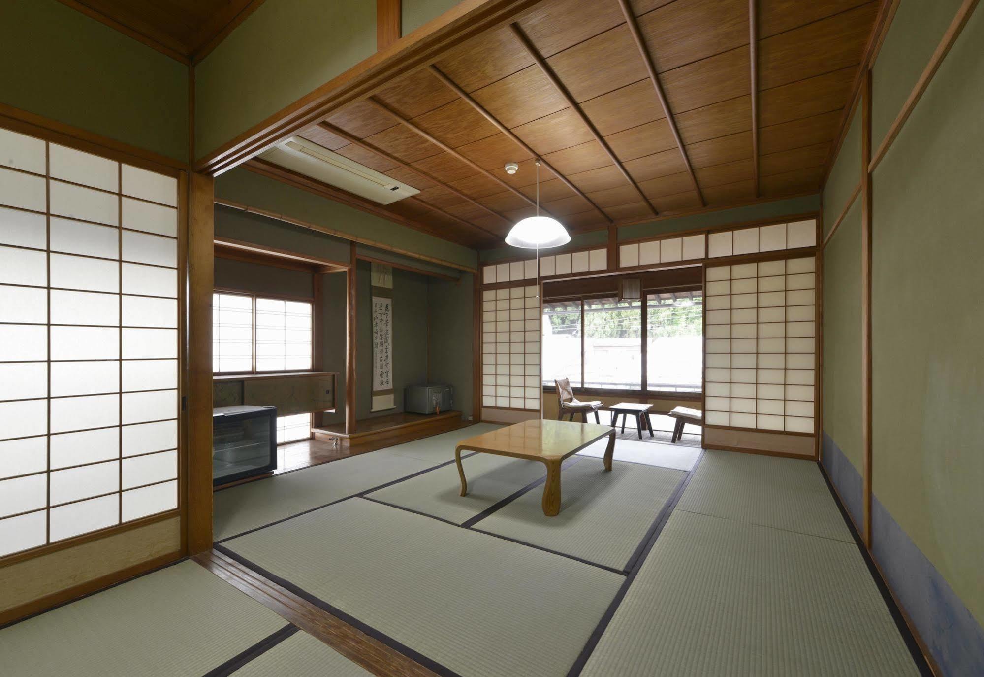 Zen Hostel Yamanouchi  Exterior photo