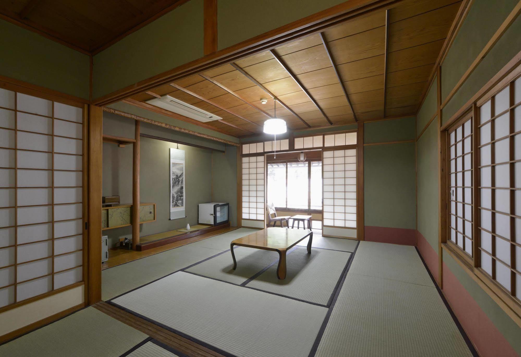 Zen Hostel Yamanouchi  Exterior photo