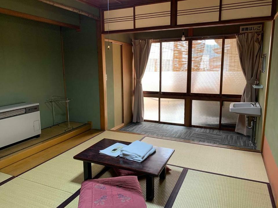 Zen Hostel Yamanouchi  Exterior photo